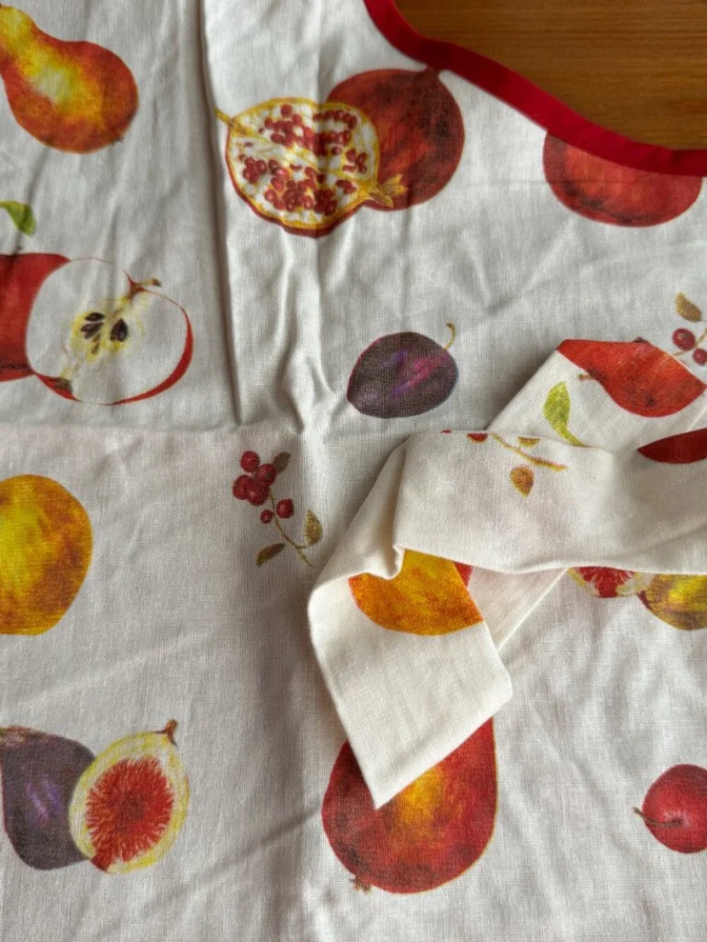 NWT Williams Sonoma Vintage Print Jessie Steele Botanical Print Apron